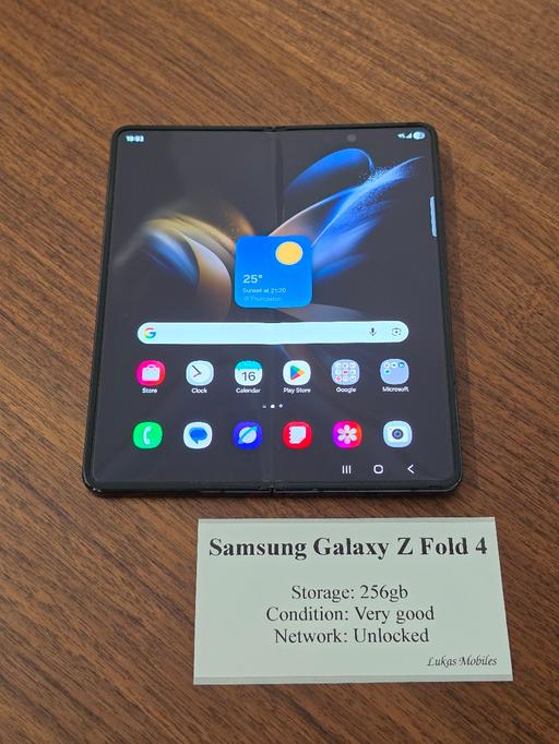  — Samsung Galaxy Z Fold 4