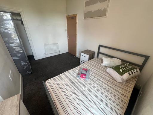  — 4 bedroom very spacious share house in CV5!