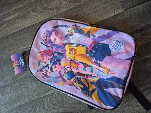  — backpack 🎒  £5