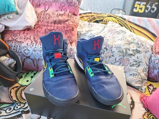  — Nike  boots