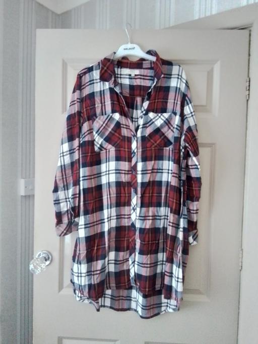  — size 18 checked dress