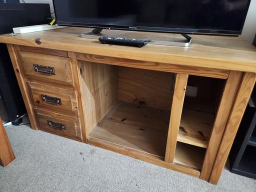  — solid wood tv stand
