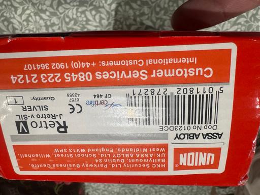  — 3 x brand new Union retro v door closer