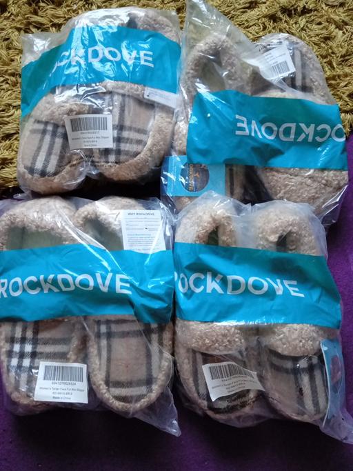  — joblot pairs of ladies MOCCASIN SLIPPERS