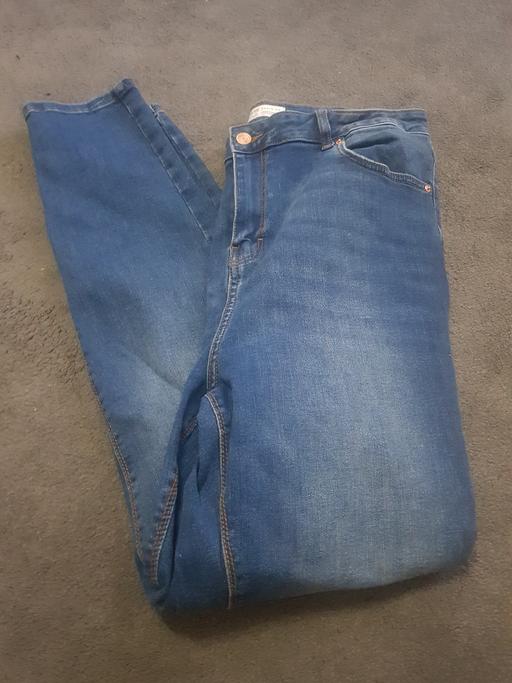  — ladies jeans size 18