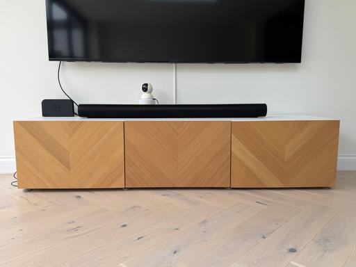  — TV Bench – White / Oak Veneer