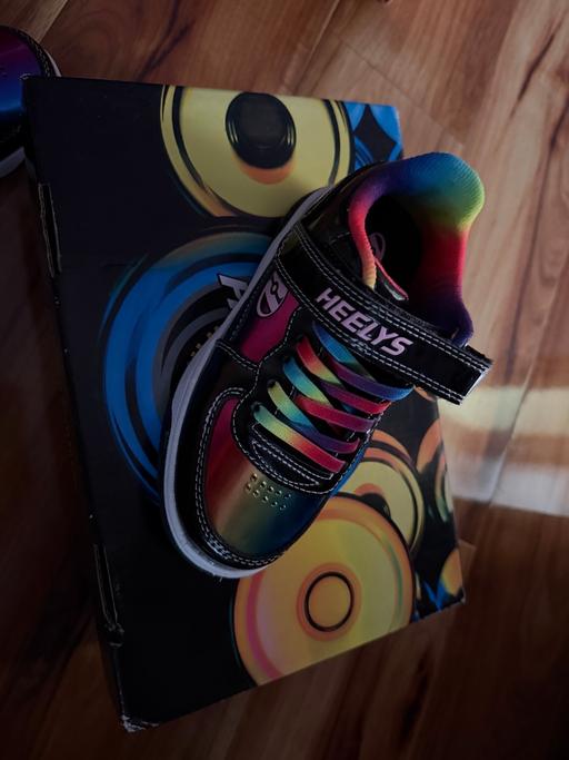  — Heelys