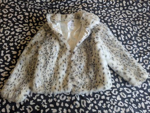  — girls fur coat 9-10 years