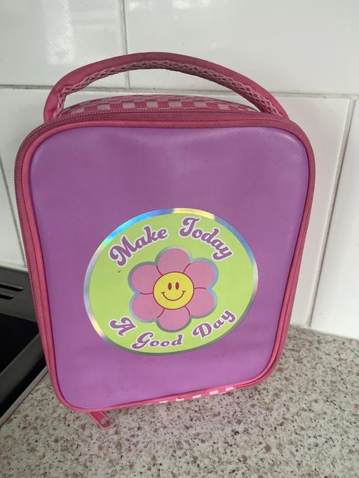  — Packed lunch bag
