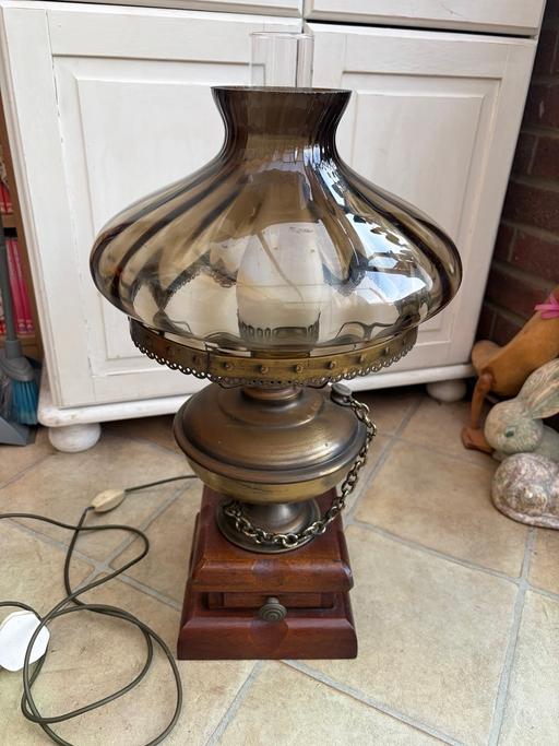  — Electric oil lamp