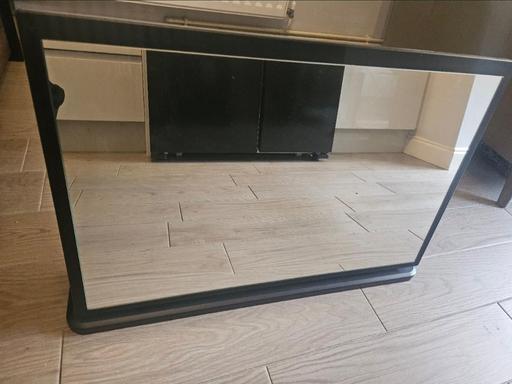  — dressing table mirror