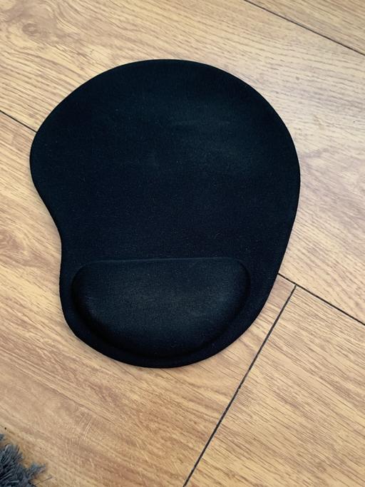  — Computer mat