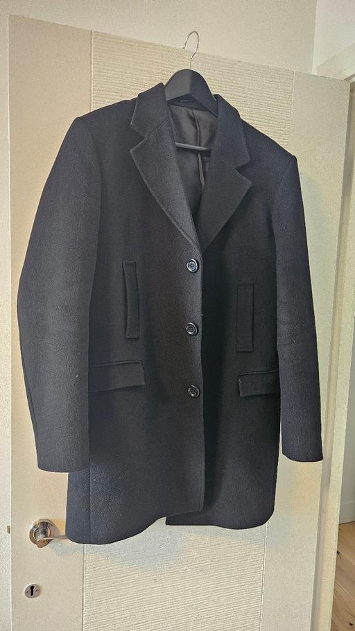  — Winter coat