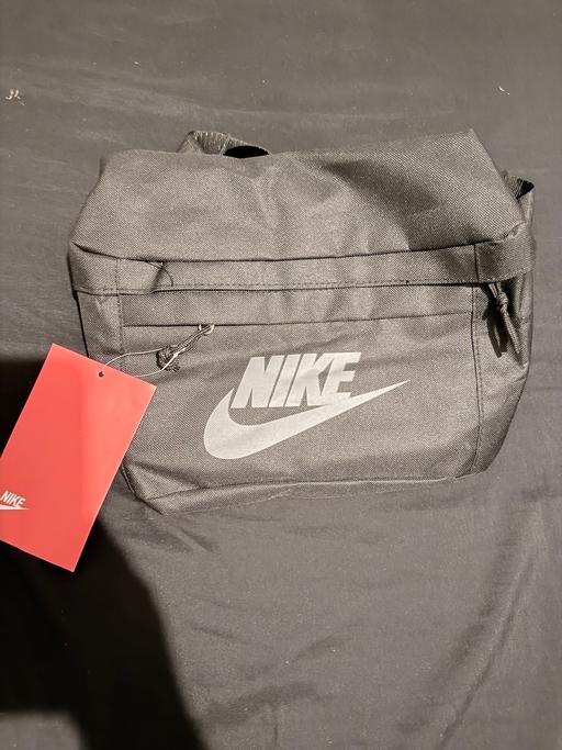  — Nike bag