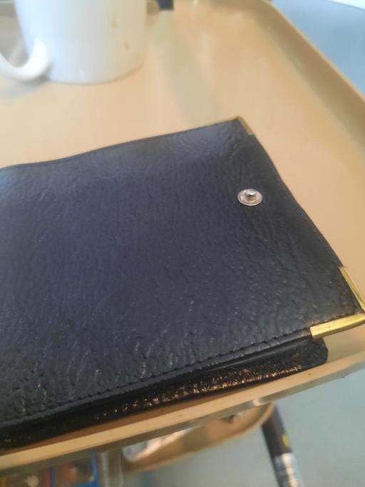  — leather wallet
