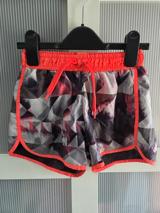  — Age 8-9 PRIMARK sports shorts