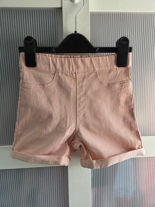  — Age 8-9 H&M pale pink stretchy denim shorts