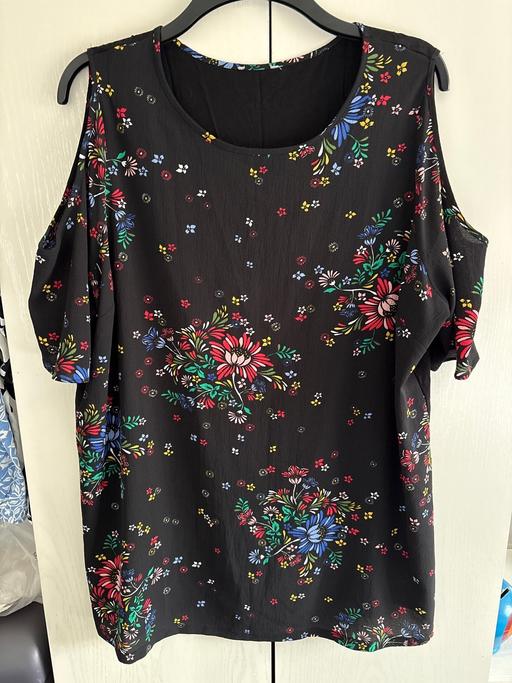  — Ladies blouse