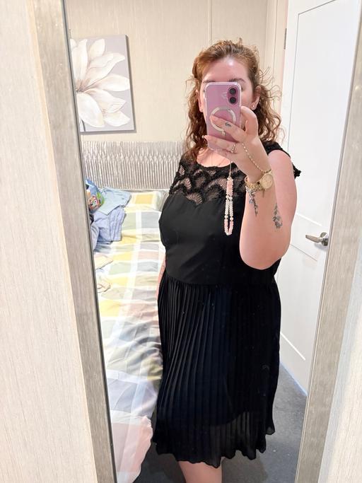  — Ruby’s closet black lace & pleate midi dress
