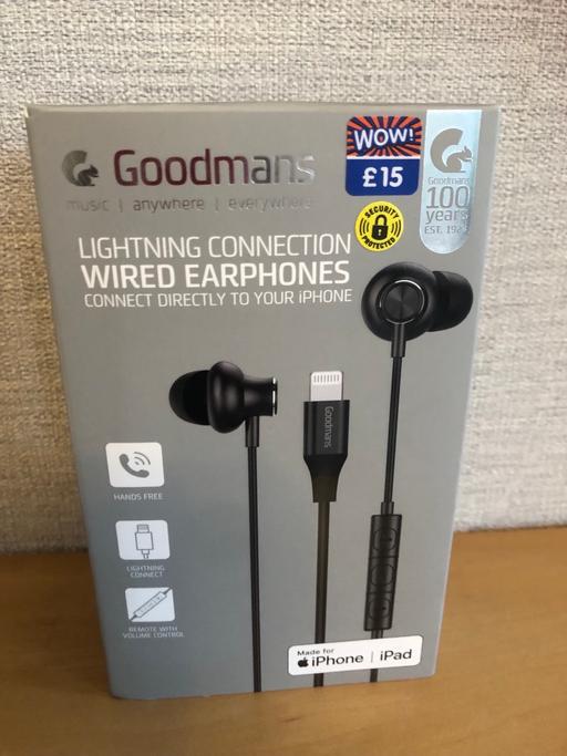  — Earphones