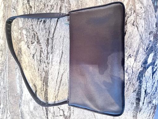  — Dorothy Perkins black small nylon small bag