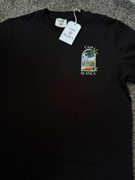  — Brand new men’s size medium