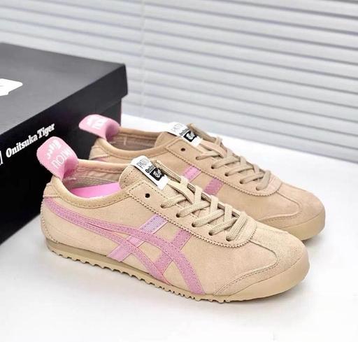  — Onitsuka Tiger Trainers Women Size 6