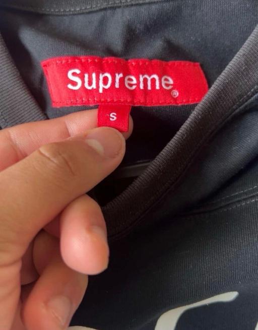  — Supreme jersey Men size small