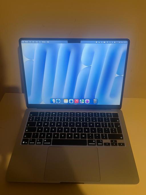  — MacBook Air m4