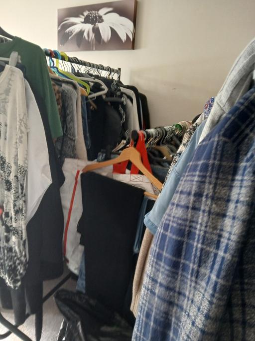  — offers job lot great for carboot