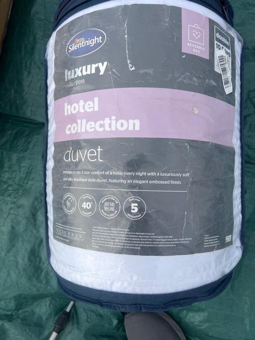  — Double duvet