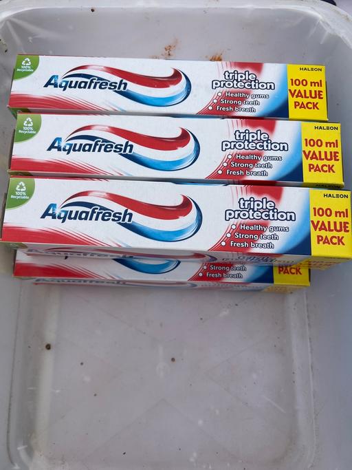  — Aqua fresh tooth paste 75p