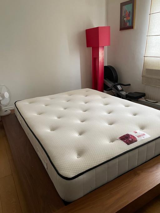 — Double bed