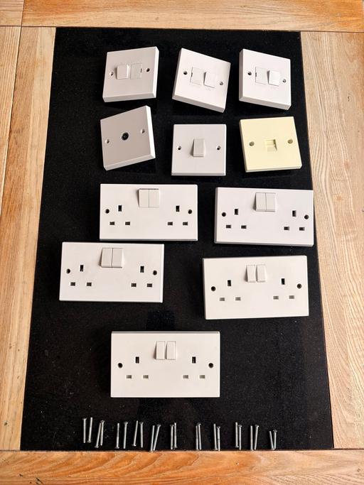  — Sockets and switches