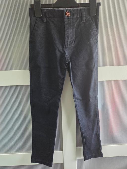  — Age 6 NEXT navy chino trousers