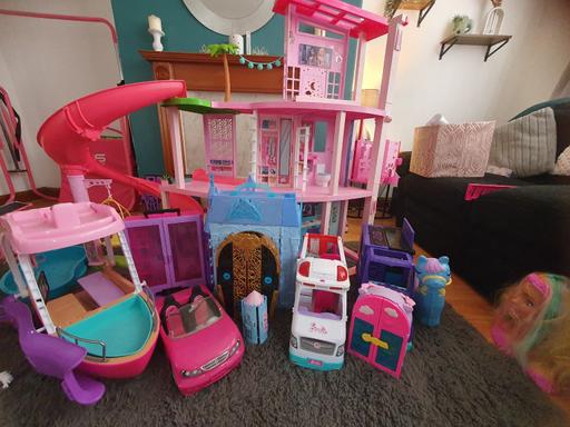  — Huge bulk dolls!