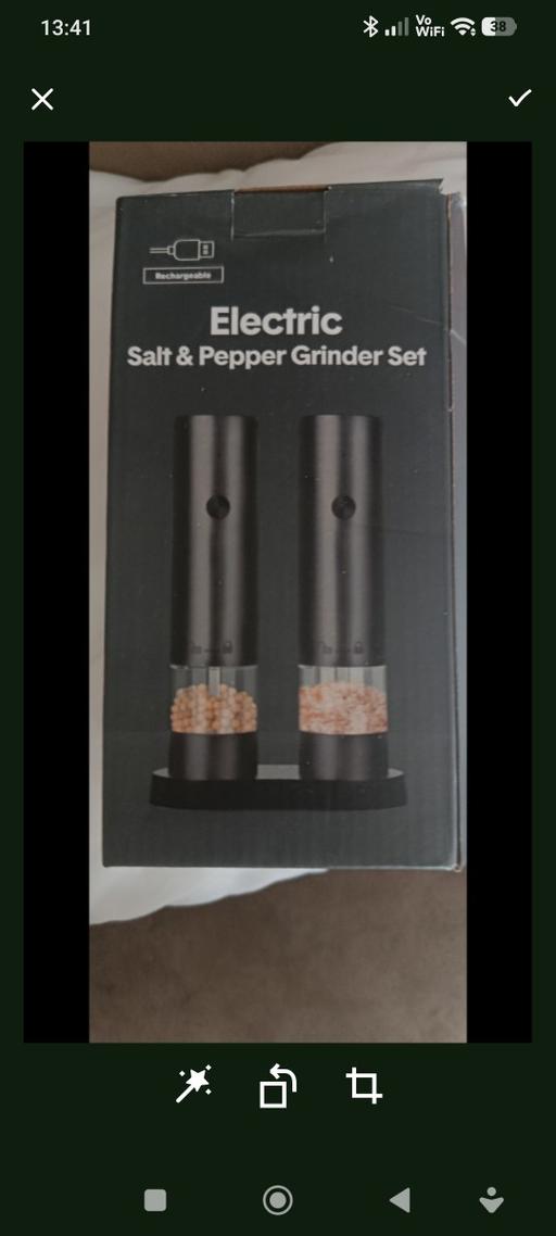  — electric salt& pepper set
