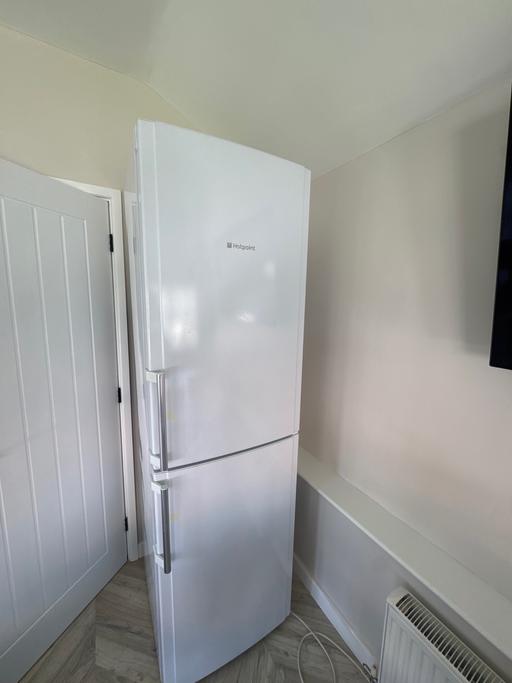  — fridge feeezer