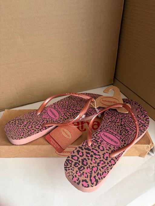  — Flip flops