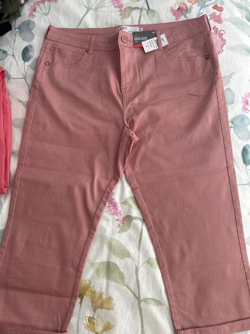  — Crop trousers