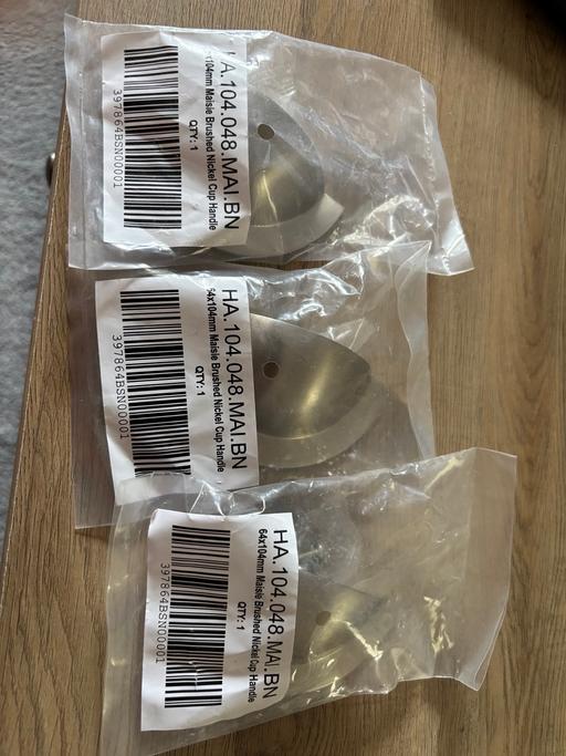  — 3 x brushed nickel cup handles