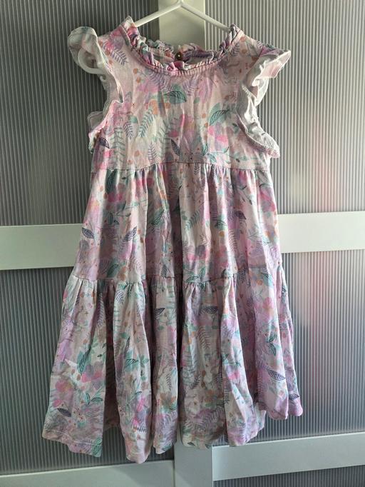  — Age 6-7 NEXT dress