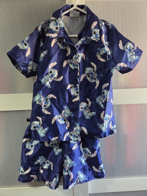  — Age 7-8 Stitch silky PJs