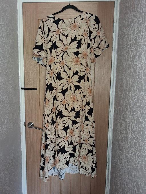  — Dress 14
