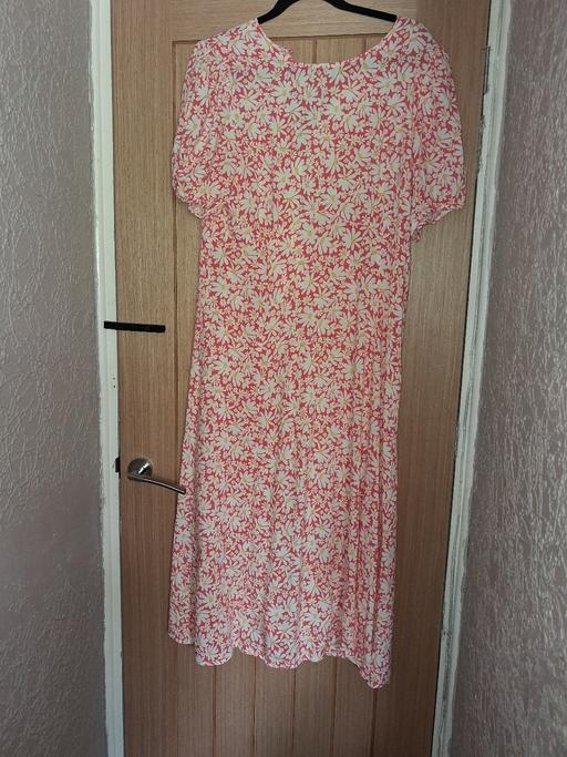  — dress 14