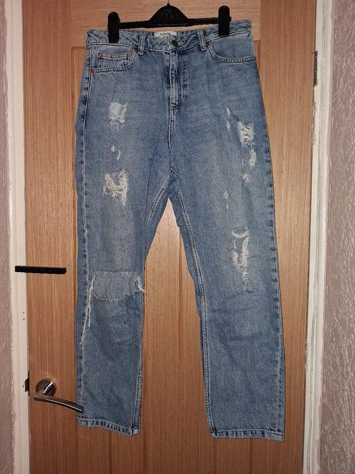  — jeans 10