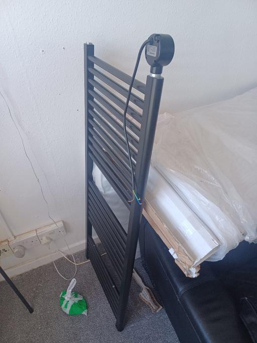  — electric trowel heater