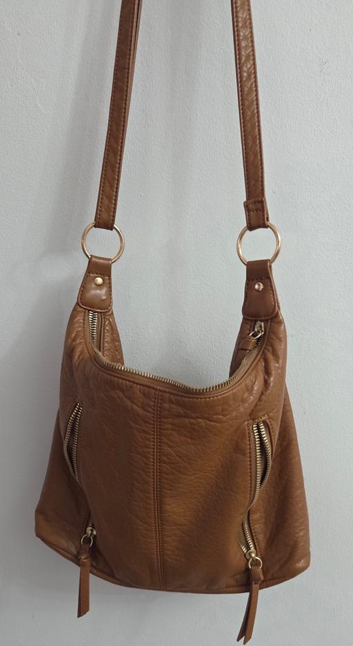 — SHOULDER /CROSSOVER BAG