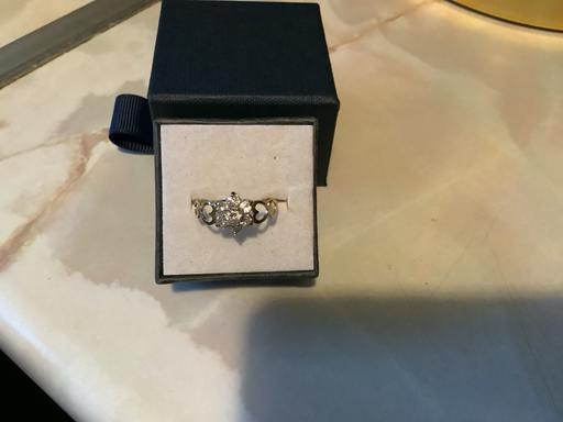  — 9 ct ring
