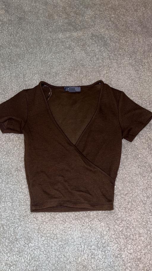  — brown crop top